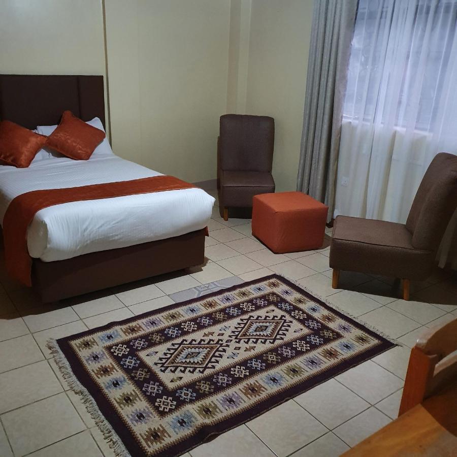 Mataman Gardens Hotel ไนวาชา ภายนอก รูปภาพ