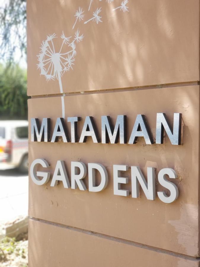 Mataman Gardens Hotel ไนวาชา ภายนอก รูปภาพ